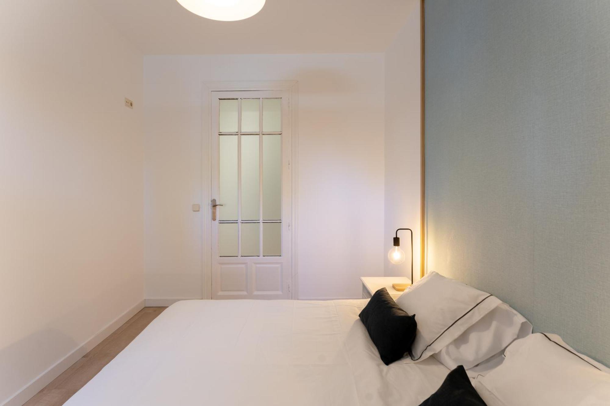 Luxe Apartment In Chamberi Chic มาดริด ภายนอก รูปภาพ