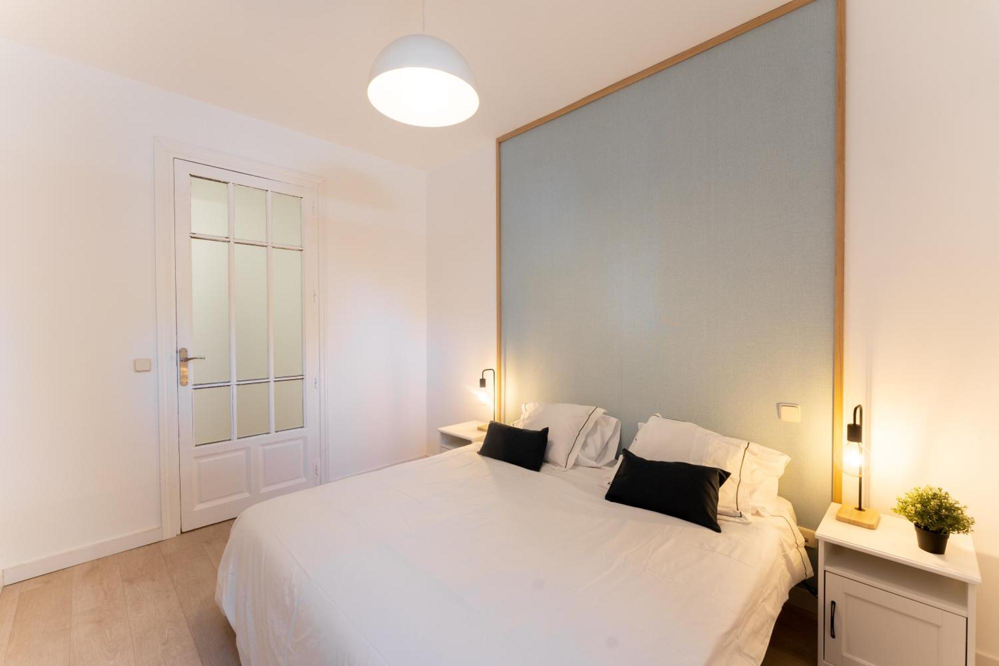 Luxe Apartment In Chamberi Chic มาดริด ภายนอก รูปภาพ
